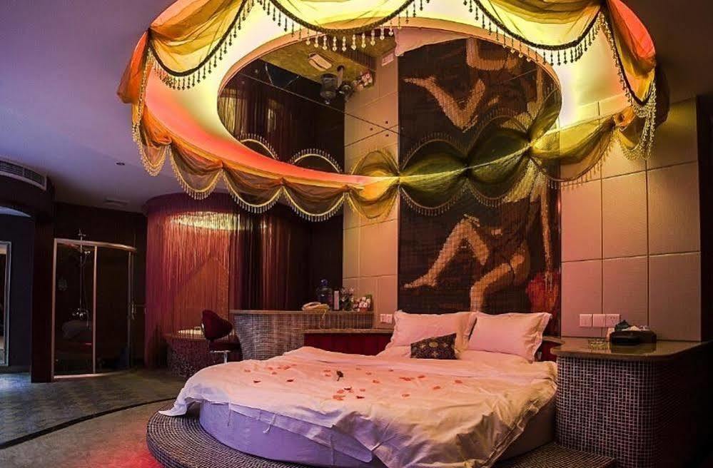 Chongqing Xinhao Theme Hotel Ngoại thất bức ảnh